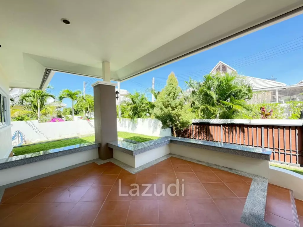 Emerald Scenery: 3-Bedroom Villa, Hua Hin (Soi 112)