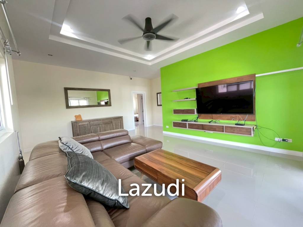 Emerald Scenery: 3-Bedroom Villa, Hua Hin (Soi 112)