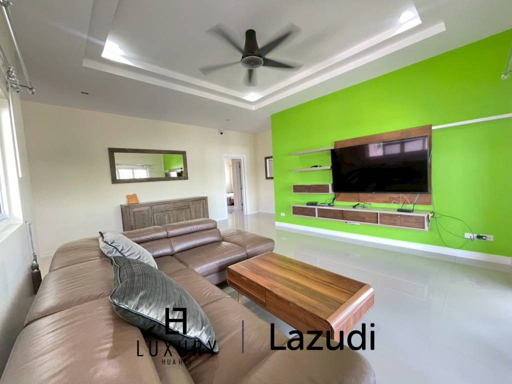 Emerald Scenery: 3-Bedroom Villa, Hua Hin (Soi 112)
