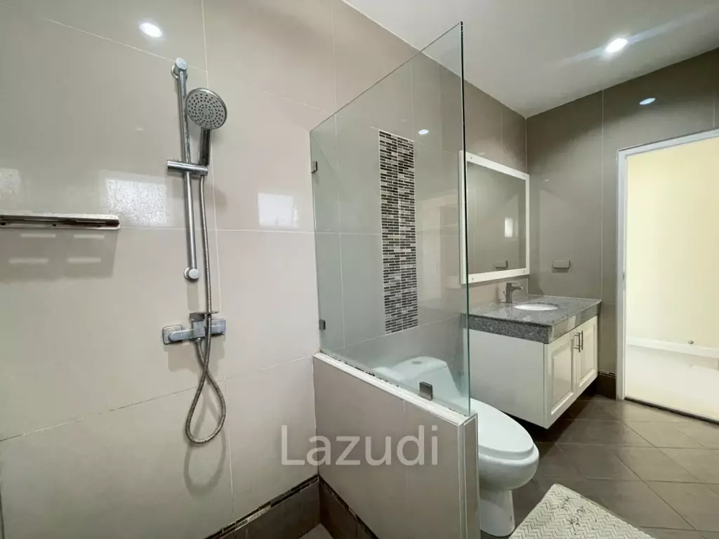 Emerald Scenery: 3-Bedroom Villa, Hua Hin (Soi 112)