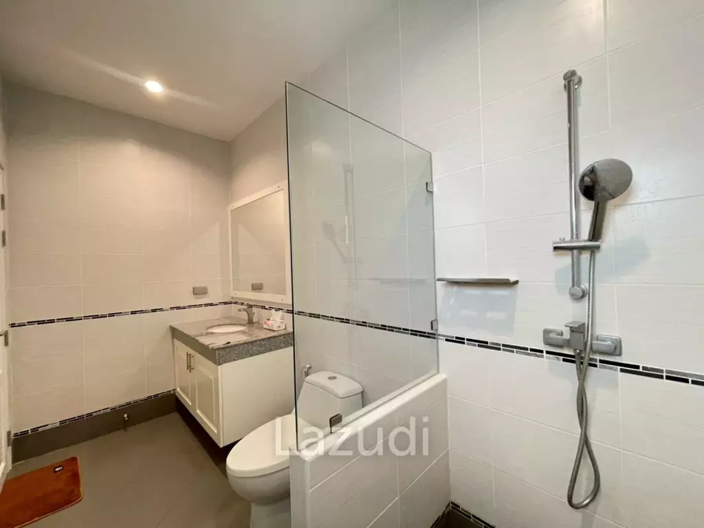 Emerald Scenery: 3-Bedroom Villa, Hua Hin (Soi 112)