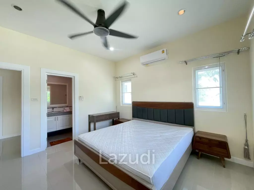 Emerald Scenery: 3-Bedroom Villa, Hua Hin (Soi 112)