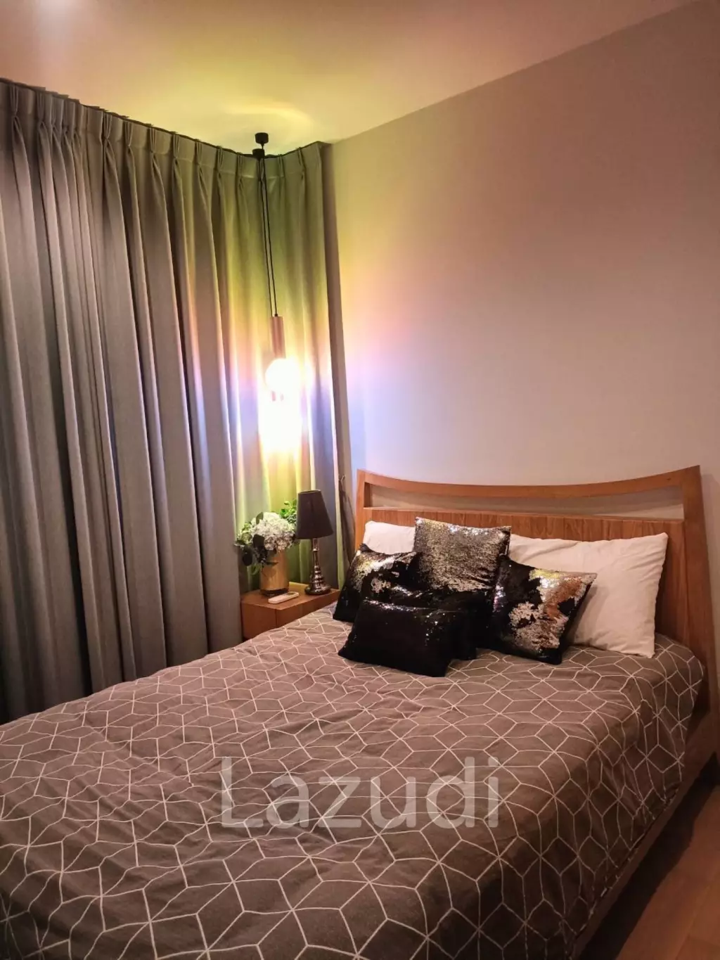 2 Beds 2 Baths 80 SQ.M HQ Thong Lor