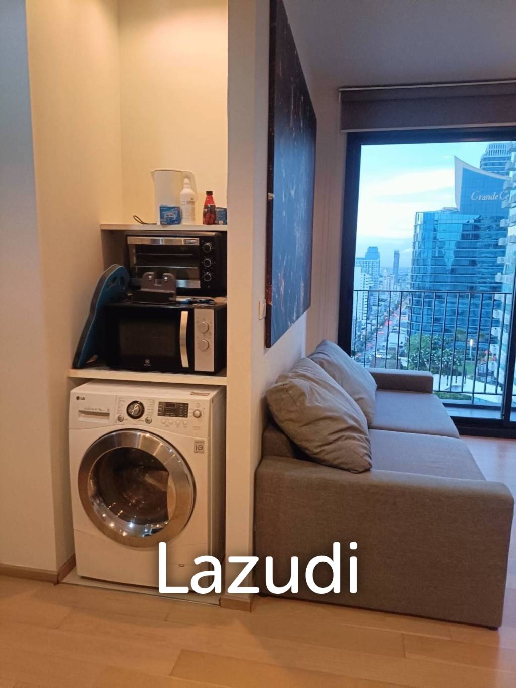 2 Beds 2 Baths 80 SQ.M HQ Thong Lor