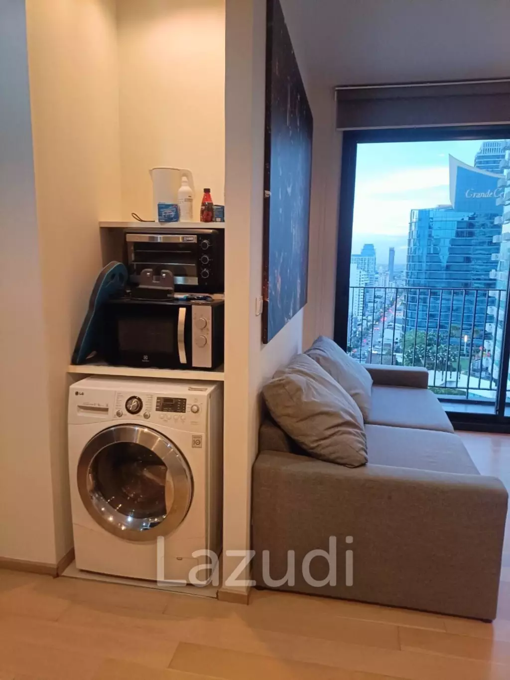 2 Beds 2 Baths 80 SQ.M HQ Thong Lor