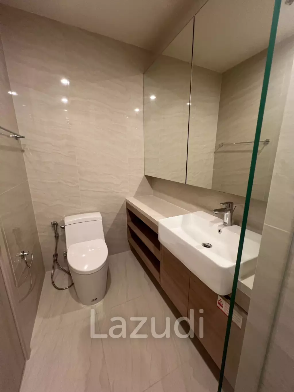 2 Beds 2 Baths 75 SQ.M Noble Form Thonglor