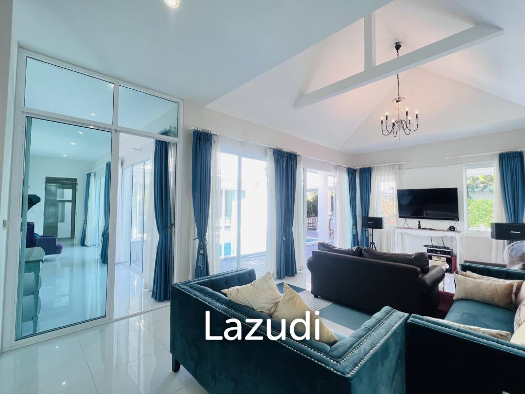 Luxurious 4-Bedroom Pool Villa in Hua Hin