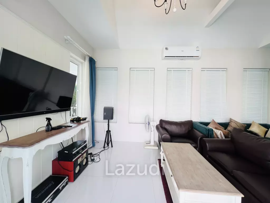 Luxurious 4-Bedroom Pool Villa in Hua Hin