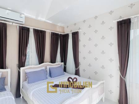 Luxuriöse Pool Villa mit 4 Schlafzimmern in Hua Hin