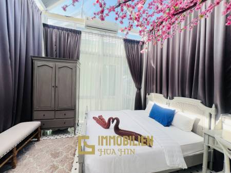 Luxuriöse Pool Villa mit 4 Schlafzimmern in Hua Hin