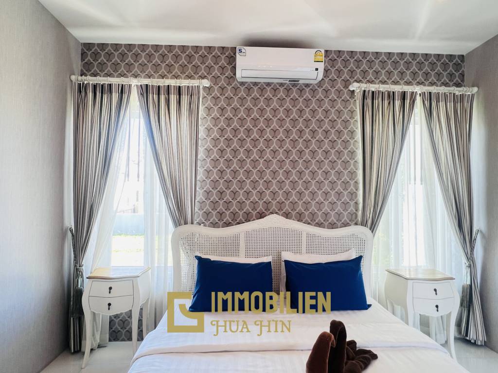 Luxuriöse Pool Villa mit 4 Schlafzimmern in Hua Hin