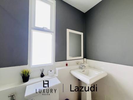 Luxurious 4-Bedroom Pool Villa in Hua Hin