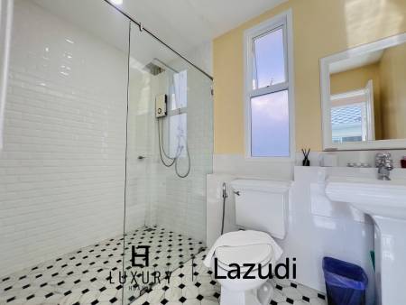 Luxurious 4-Bedroom Pool Villa in Hua Hin