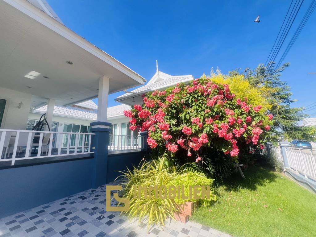 Luxuriöse Pool Villa mit 4 Schlafzimmern in Hua Hin