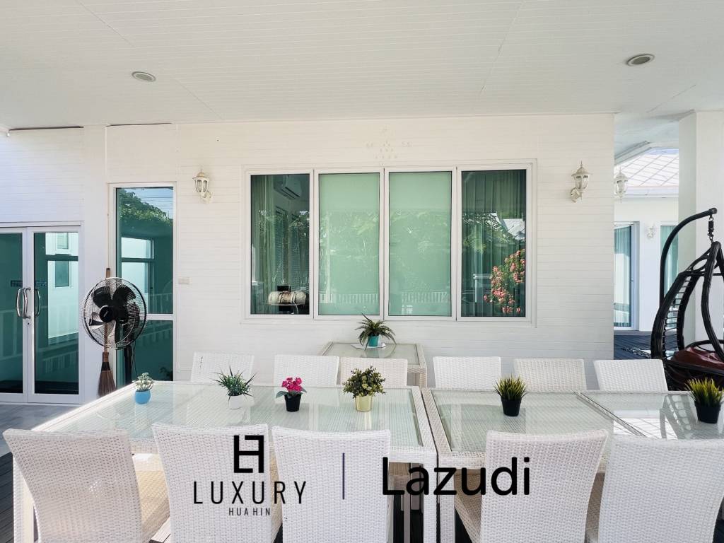 Luxurious 4-Bedroom Pool Villa in Hua Hin