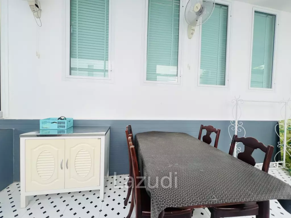 Luxurious 4-Bedroom Pool Villa in Hua Hin