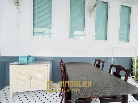 Luxuriöse Pool Villa mit 4 Schlafzimmern in Hua Hin