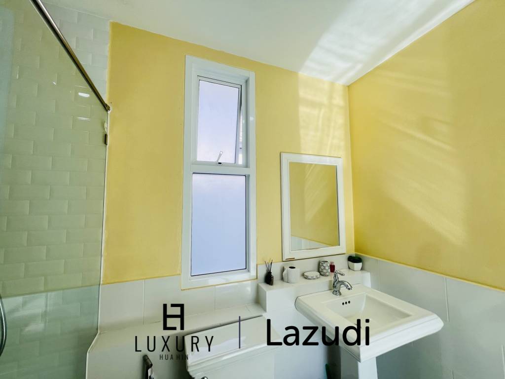 Luxurious 4-Bedroom Pool Villa in Hua Hin