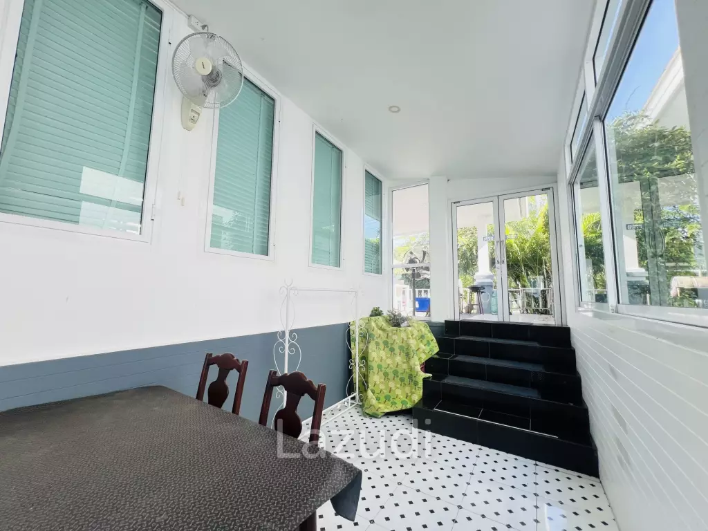 Luxurious 4-Bedroom Pool Villa in Hua Hin