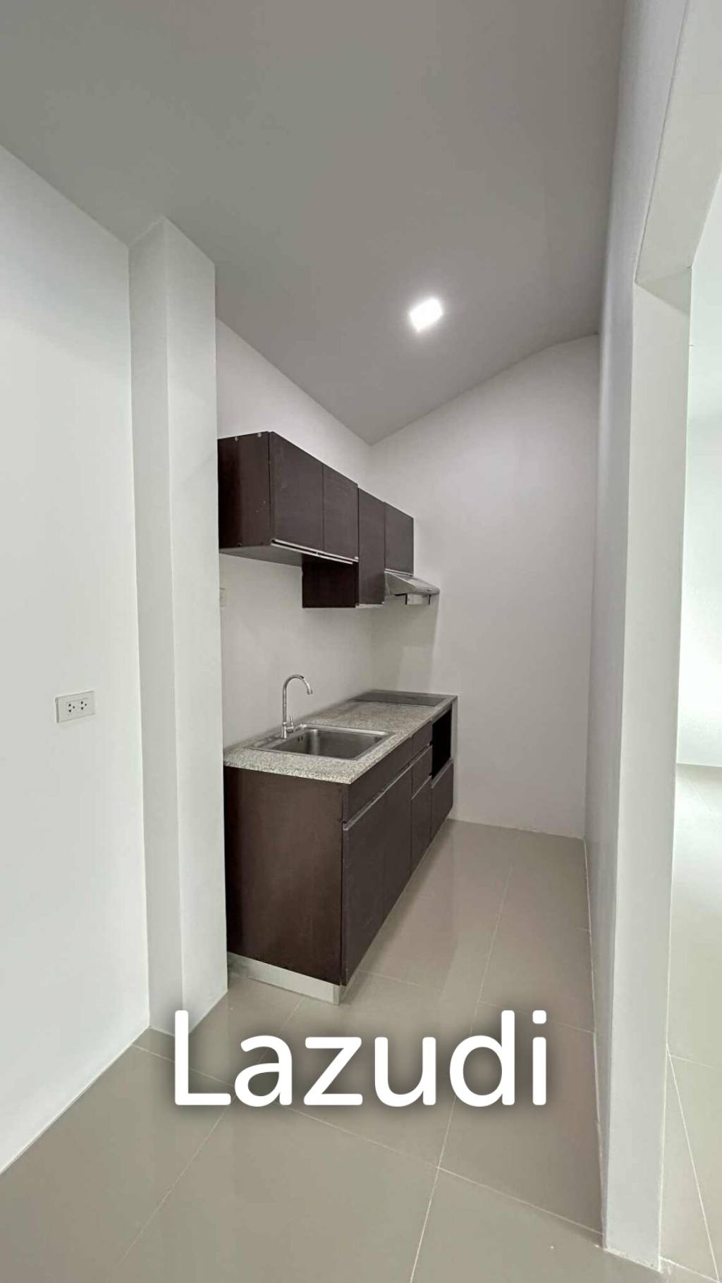 SINGLE POOL VILLA ON SOI 88 : 3 bed with large land plot