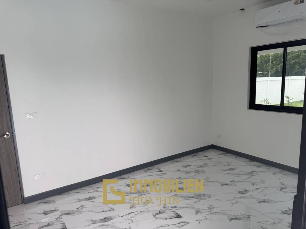 Piscine / 4 chambres / terrain de 850 m²