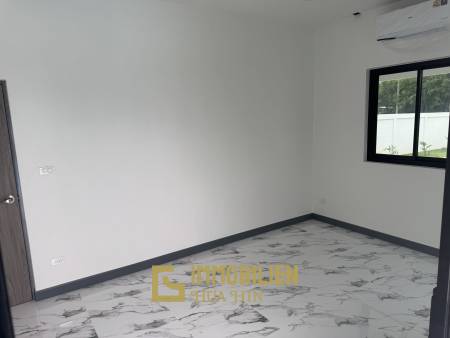 Piscine / 4 chambres / terrain de 850 m²