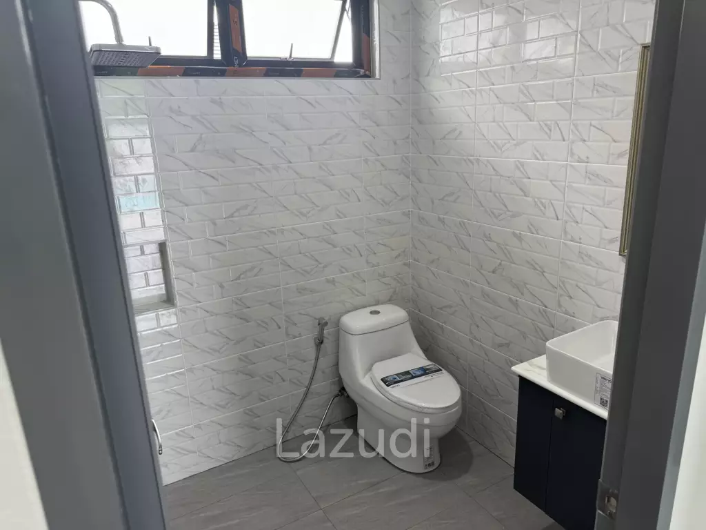 Sam Roi Yot: Brand-New 4-Bedroom Pool Villa Modern, No Fees