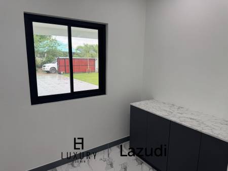 Sam Roi Yot: Brand-New 4-Bedroom Pool Villa Modern, No Fees