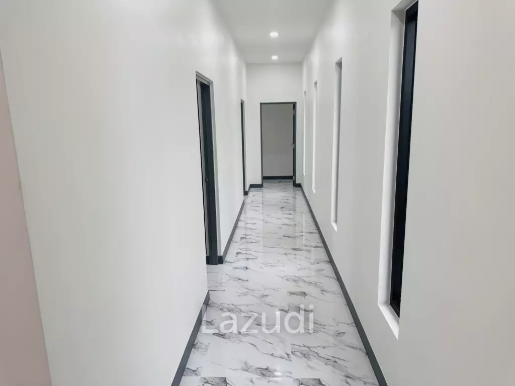Sam Roi Yot: Brand-New 4-Bedroom Pool Villa Modern, No Fees