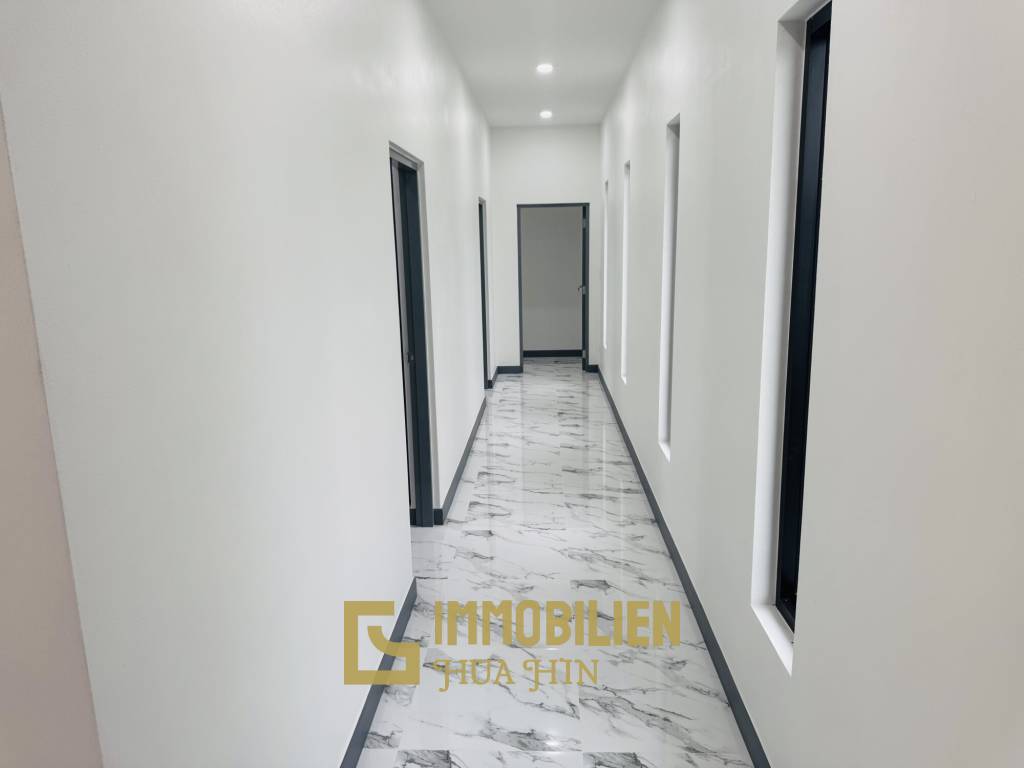 Piscine / 4 chambres / terrain de 850 m²