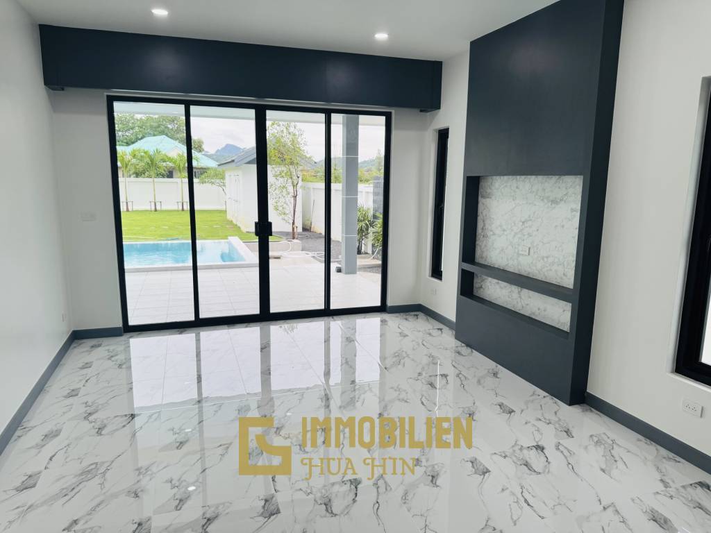 Piscine / 4 chambres / terrain de 850 m²