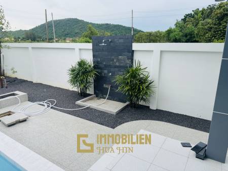 Piscine / 4 chambres / terrain de 850 m²