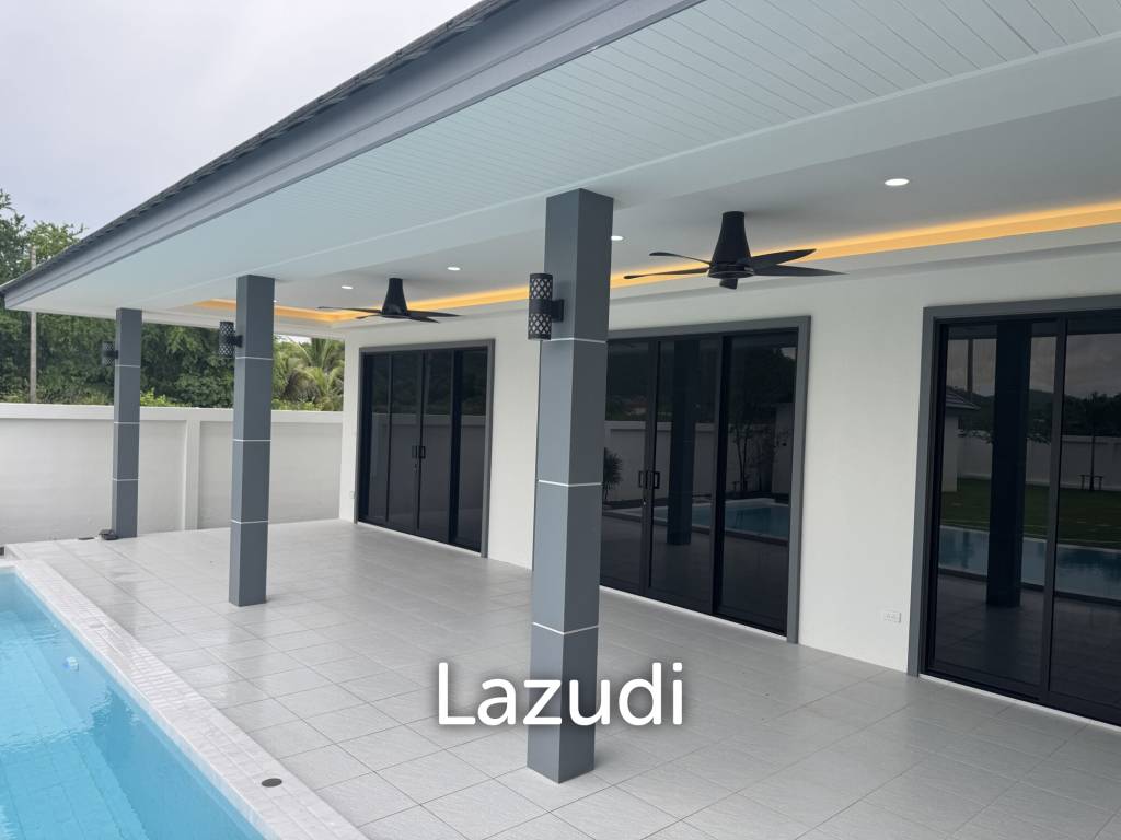 SAM ROI YOT: Modern 4-Bedroom Pool Villa  Khao Kalok Beach