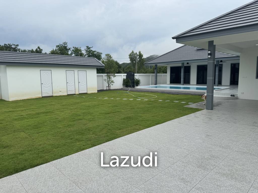 SAM ROI YOT: Modern 4-Bedroom Pool Villa  Khao Kalok Beach