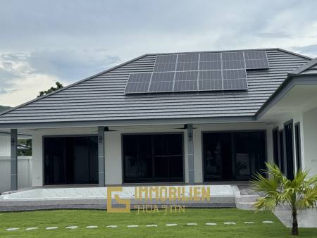 Proche de la plage / 4 chambres / Terrain de 850 m²