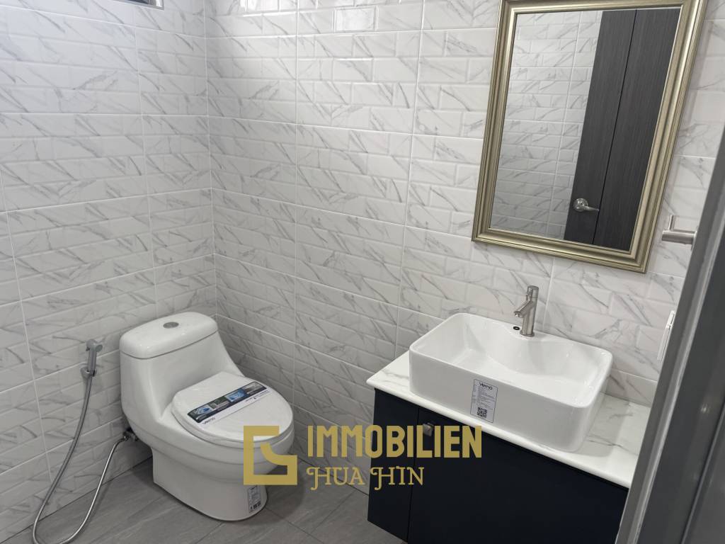 Proche de la plage / 4 chambres / Terrain de 850 m²