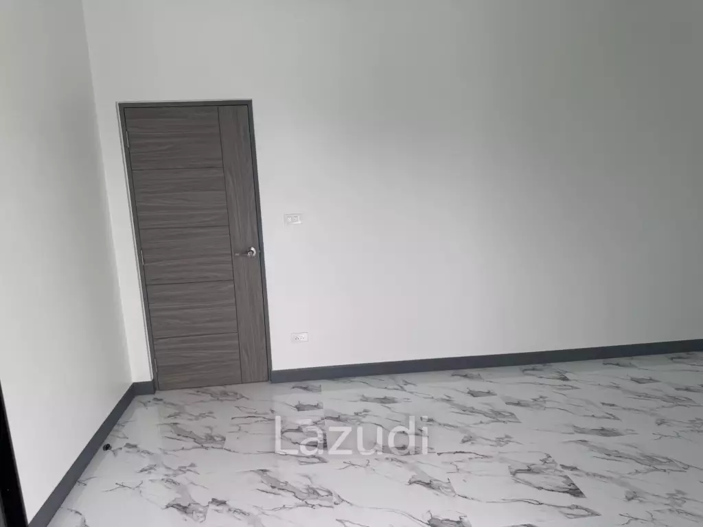 SAM ROI YOT: Modern 4-Bedroom Pool Villa  Khao Kalok Beach