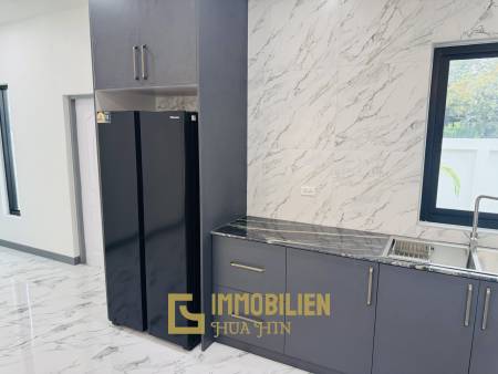 Proche de la plage / 4 chambres / Terrain de 850 m²