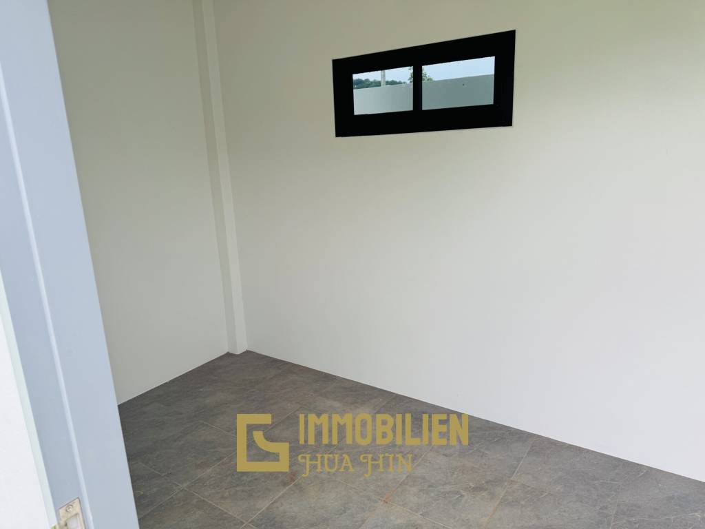 Proche de la plage / 4 chambres / Terrain de 850 m²