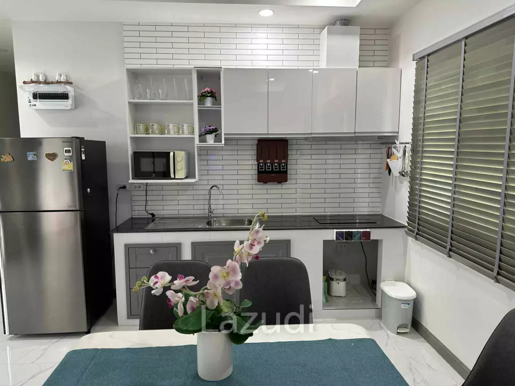Hin Lek Fai: Spacious 3-Bedroom, 3-bathroom Pool Villa