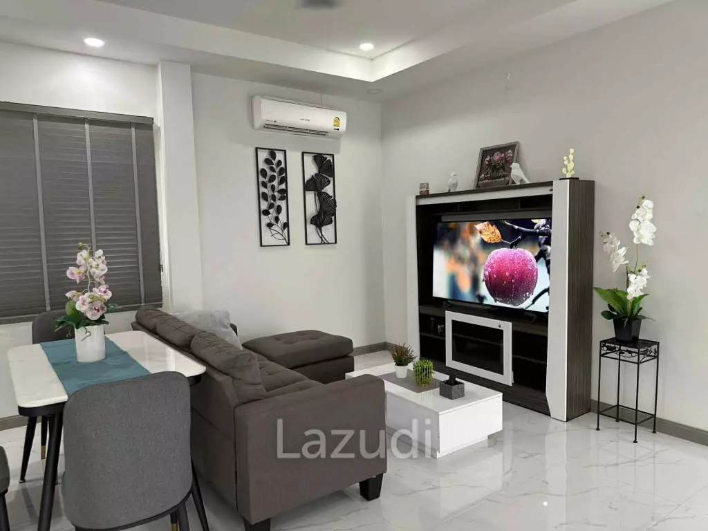 Hin Lek Fai: Spacious 3-Bedroom, 3-bathroom Pool Villa
