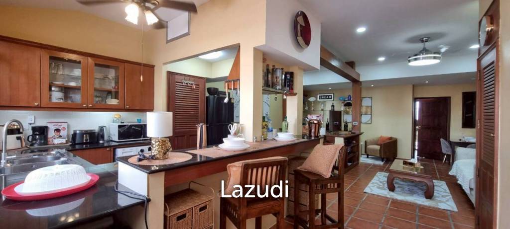 5 Storey Commercial Building In Pratumnak