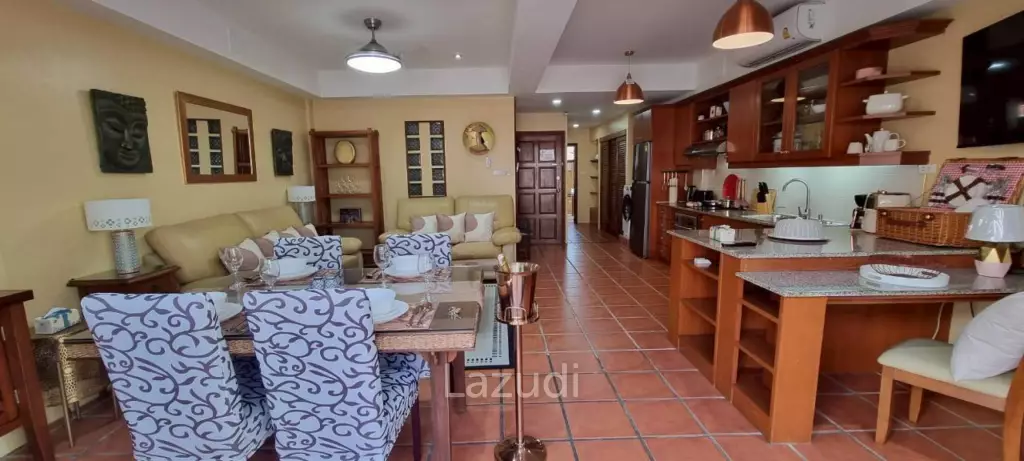 5 Storey Commercial Building In Pratumnak