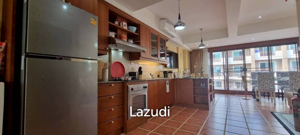 5 Storey Commercial Building In Pratumnak