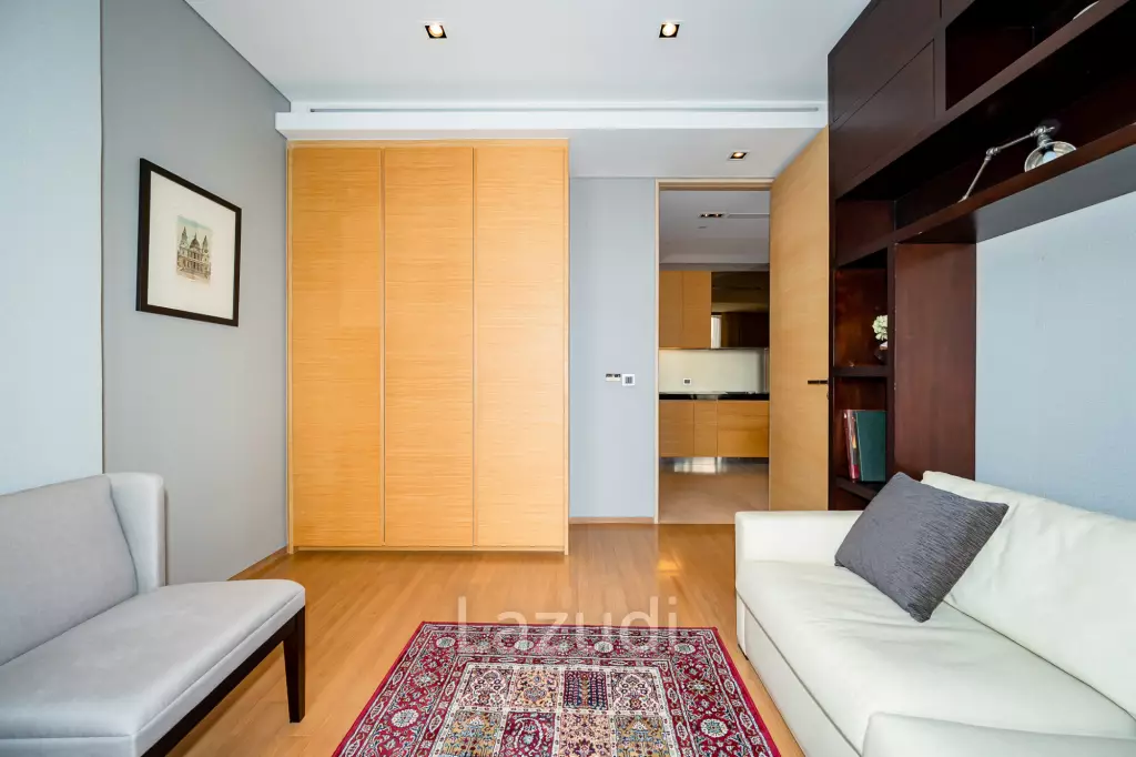 2 Bedroom 2 Bathroom 92 Sq.m Saladaeng Residences