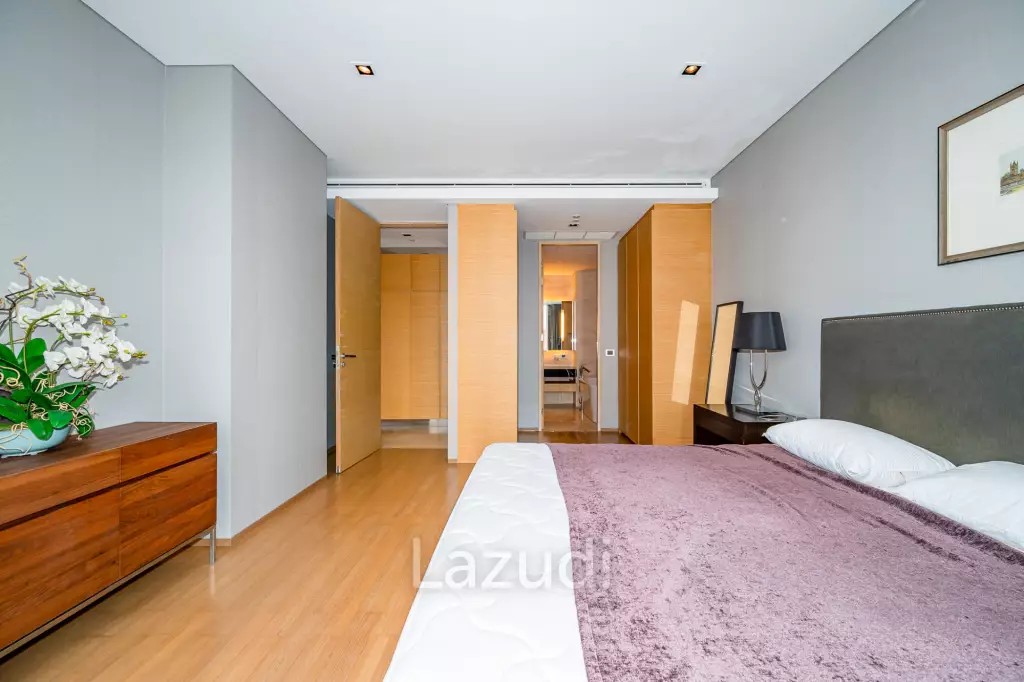 2 Bedroom 2 Bathroom 92 Sq.m Saladaeng Residences