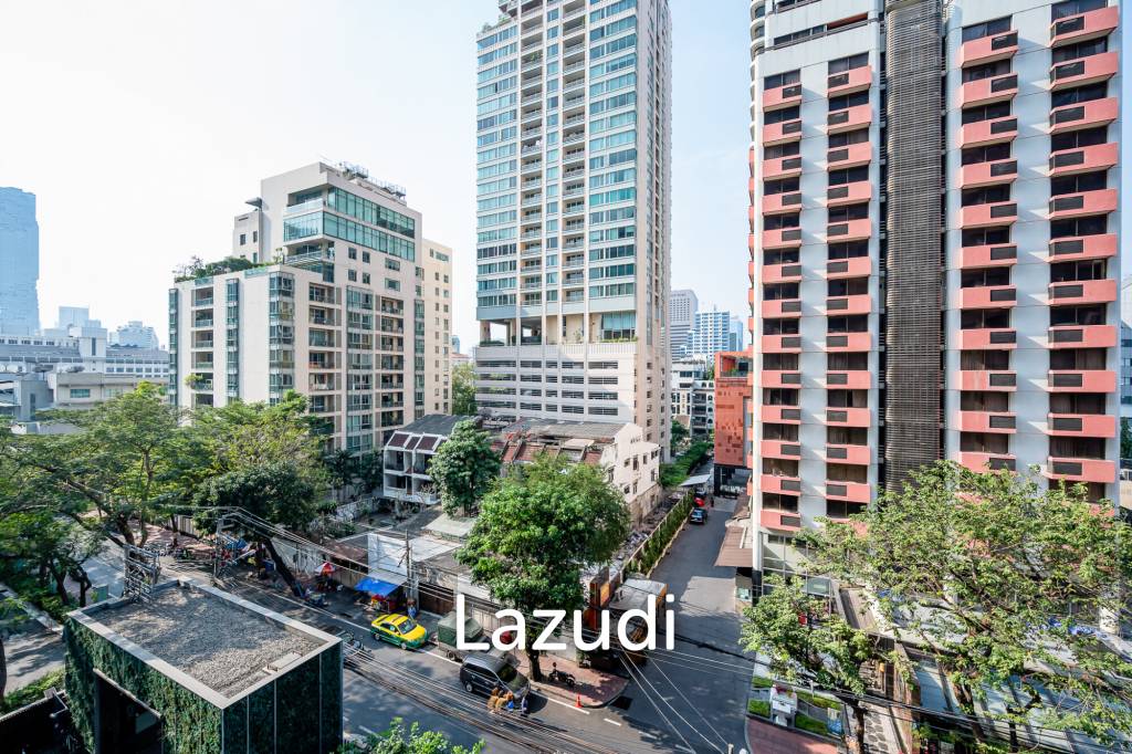 2 Bedroom 2 Bathroom 92 Sq.m Saladaeng Residences