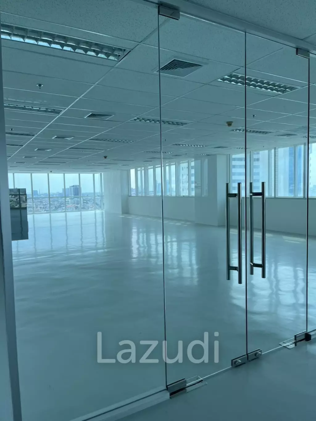 Spacious Modern Office in Sathorn Bangkok
