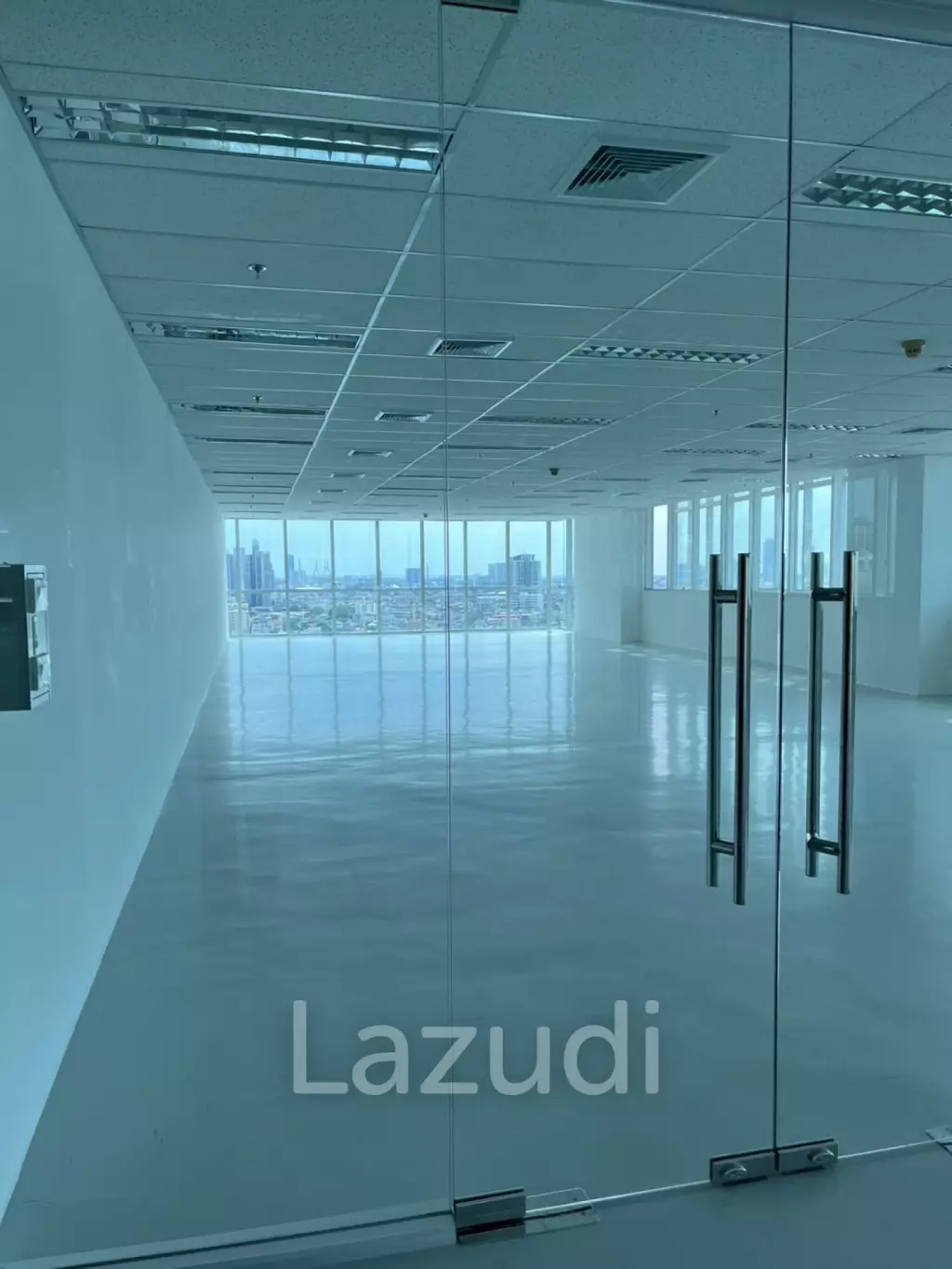 Spacious Modern Office in Sathorn Bangkok