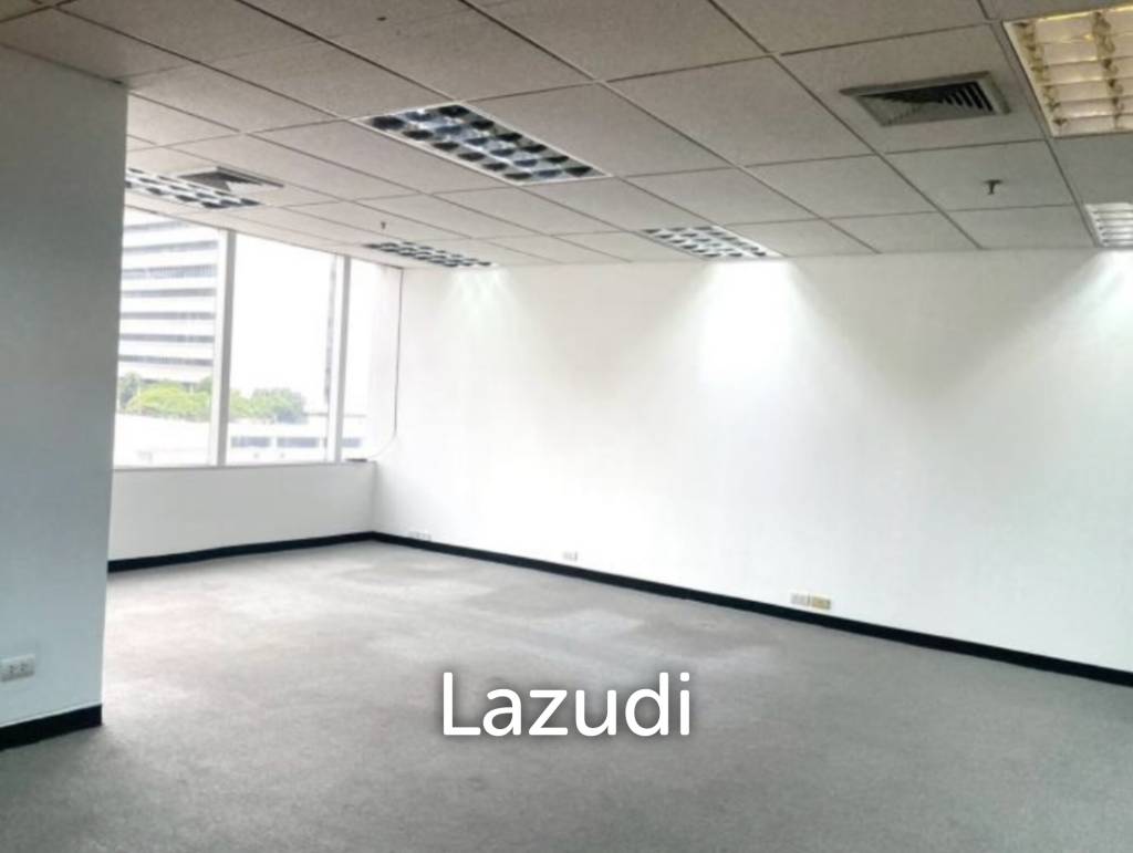 Modern Office Space in Paso Tower Bangkok